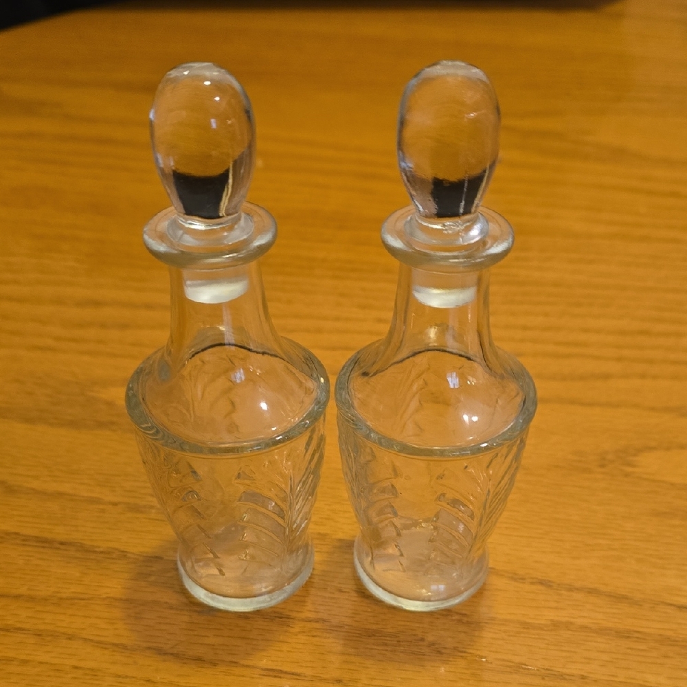 Vintage Jeannette Glass Vinegar & Oil Cruets